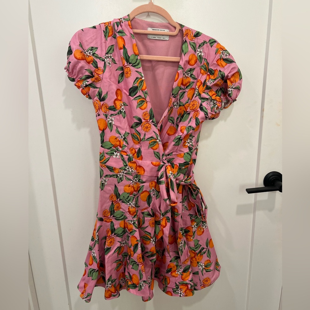 Finders Keepers - Pink pattern mini dress petite